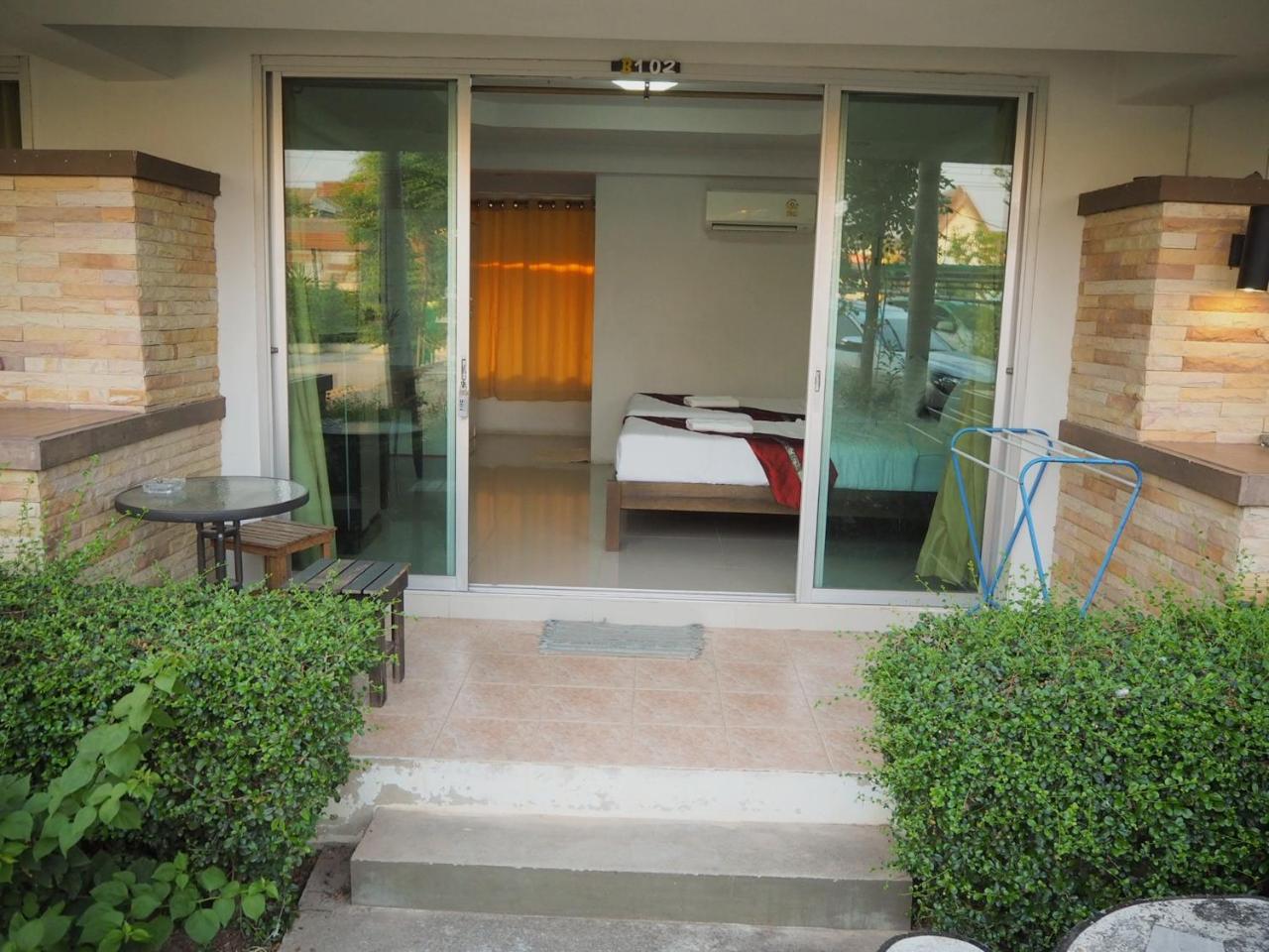 Banana Park Hotel Nakhon Ratchasima Exterior photo